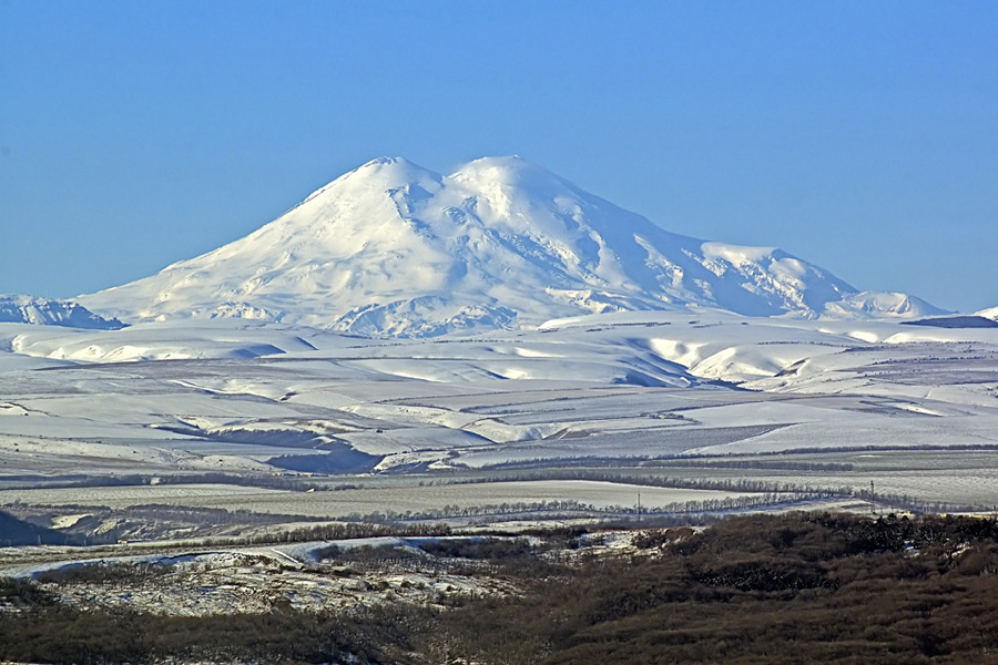 驕傲！山美股份歐洲員工勇攀歐洲第一峰-厄爾布魯士峰