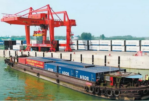 河南再開新精品航線，砂石運輸直達(dá)長江口