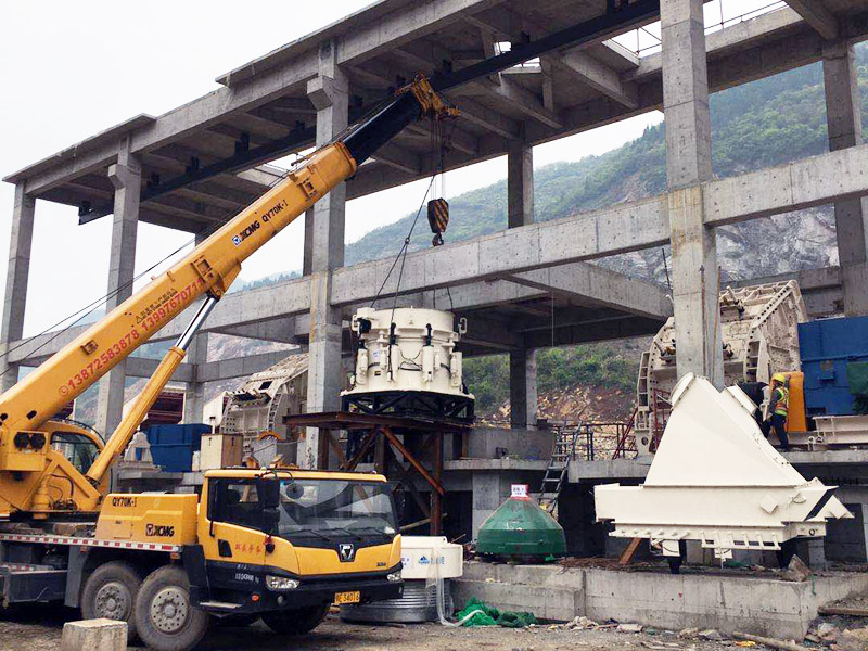 戰(zhàn)勝疫情|華新水泥(長(zhǎng)陽(yáng))時(shí)產(chǎn)2000噸骨料生產(chǎn)EPCO項(xiàng)目緊張施工中