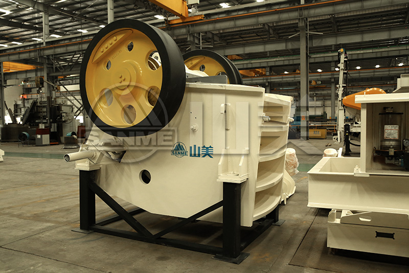 河卵石制砂需要用到什么樣的破碎機(jī)？