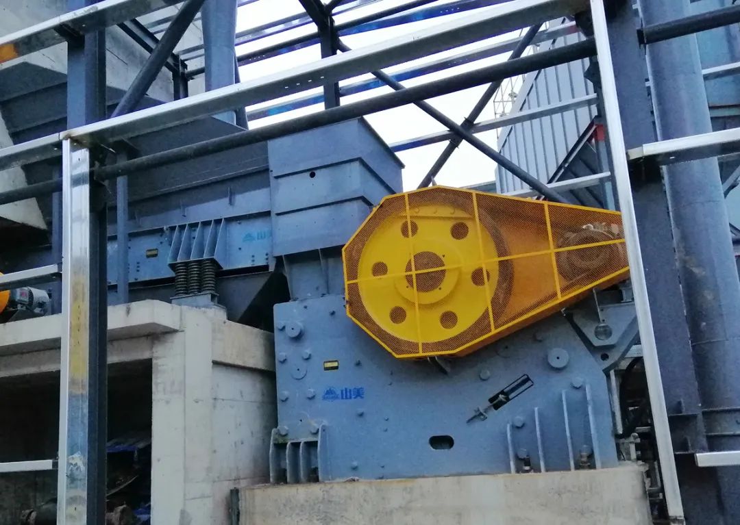 軟硬兼吃，高效粗碎——山美JC系列顎式破碎機(jī)實(shí)力解析